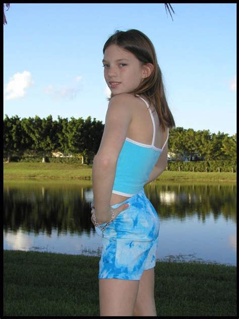 index of parent directory nude mp4|EROTIPELIS directory listing .